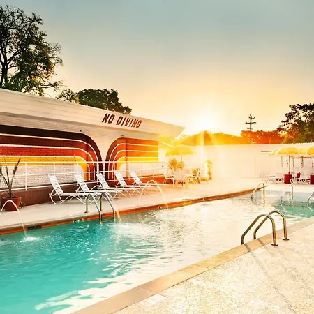 Hotel The Dive And Swim Club 3*