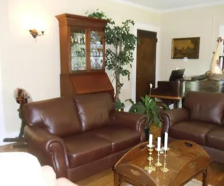 Daisy Hill Bed & Breakfast