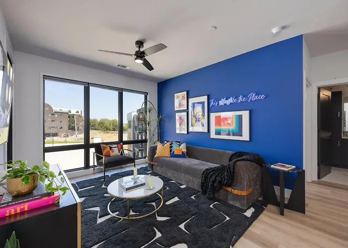 Penthouse Blues-Odyssey-Pool & Gym-Mins 2 Broadway