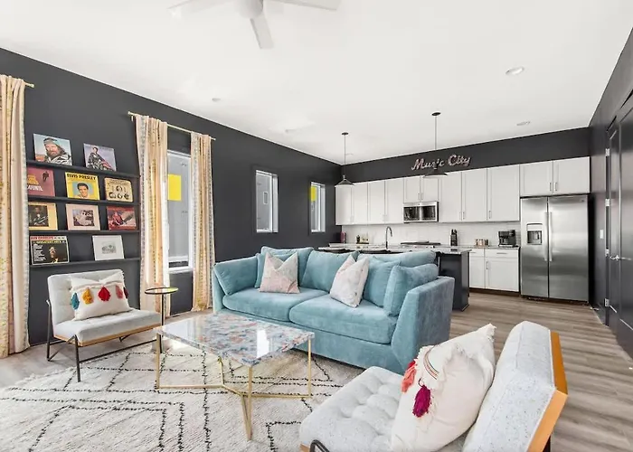 Beautiful 3Bd Home Villa With 2 Story Rooftop For