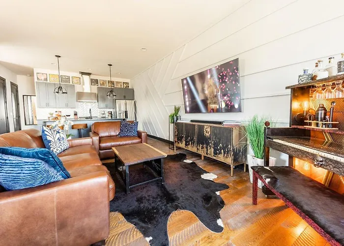 Luxe-Broadway Getaway-Heart Of Gulch-Mins To Broadway