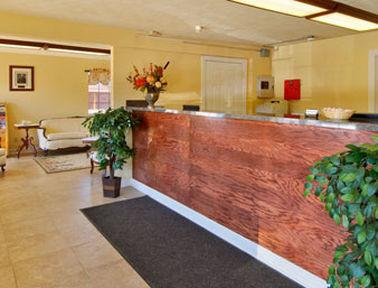 Hotel Super 8 By Wyndham Whites Creek/ Nw Area 2*