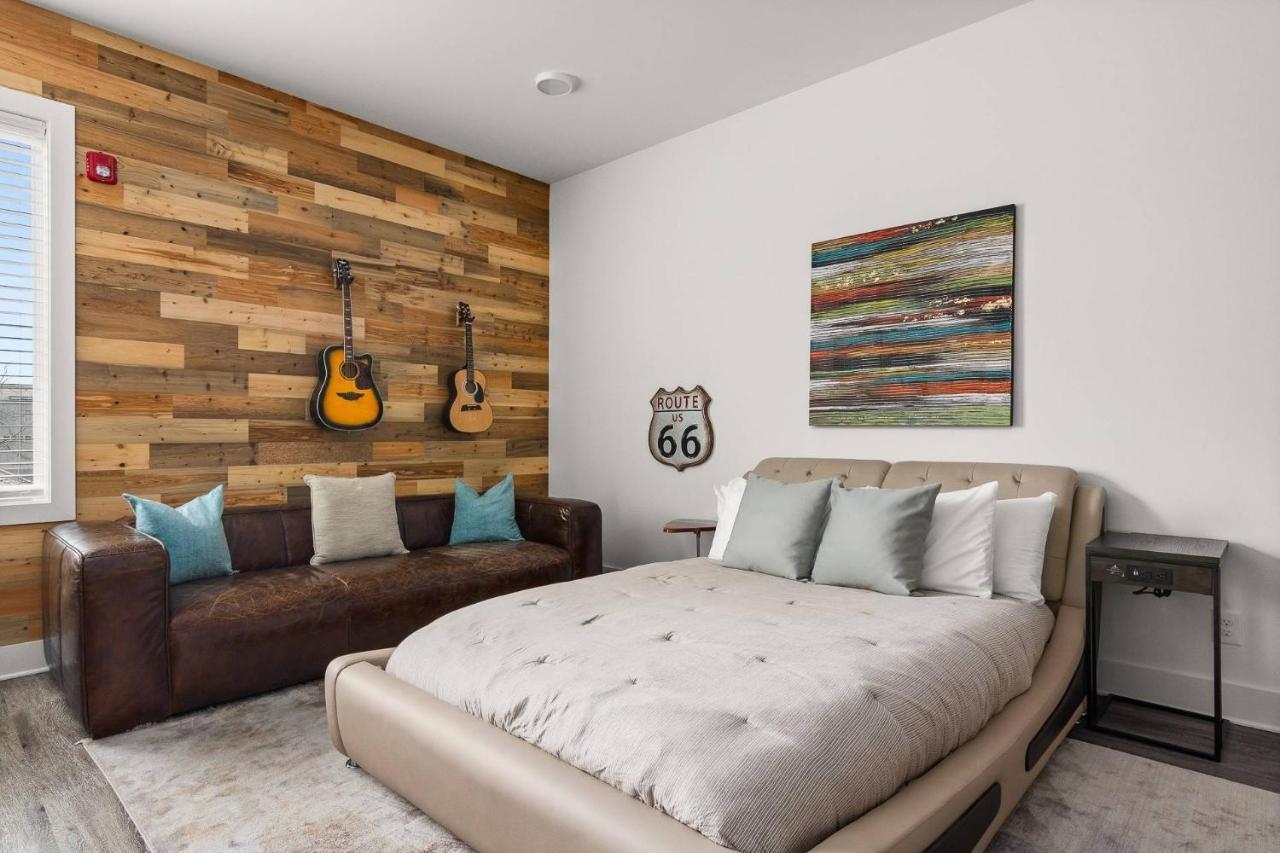 Holiday home Endeavor 301