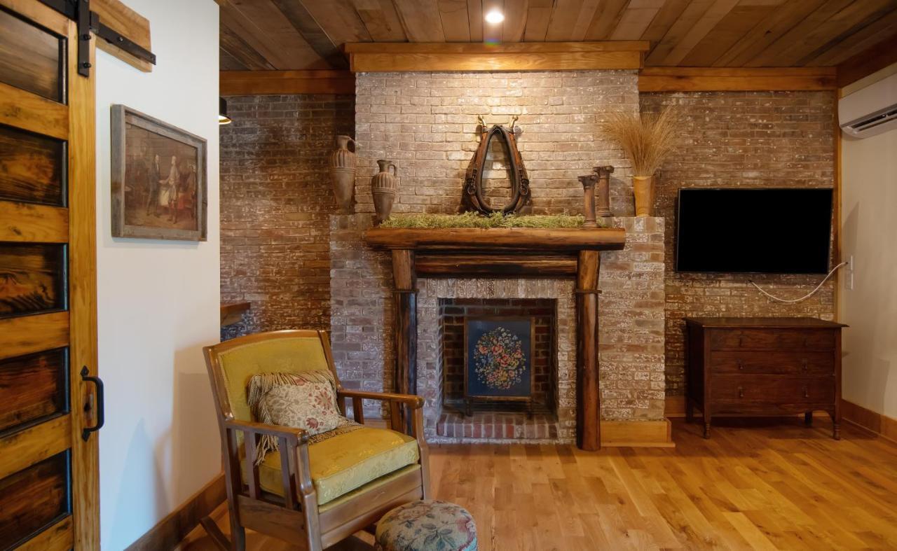 Belle Air Mansion And Bed & Breakfast Nashville