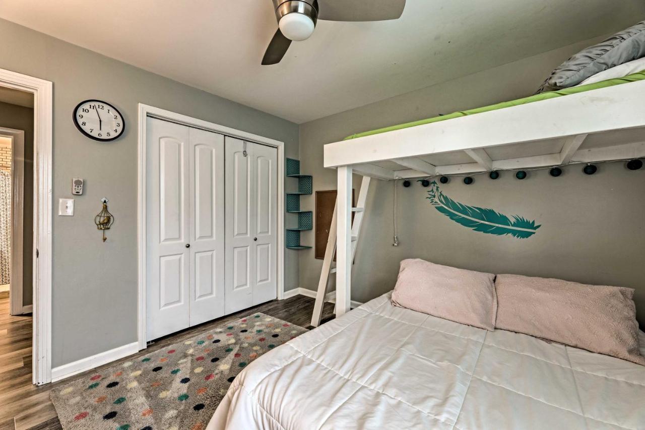 Quiet Area With Pool - 15 Mi To Dtwn Holiday home Nashville