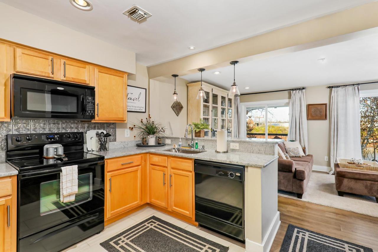 Nashville's Gem Apartment *