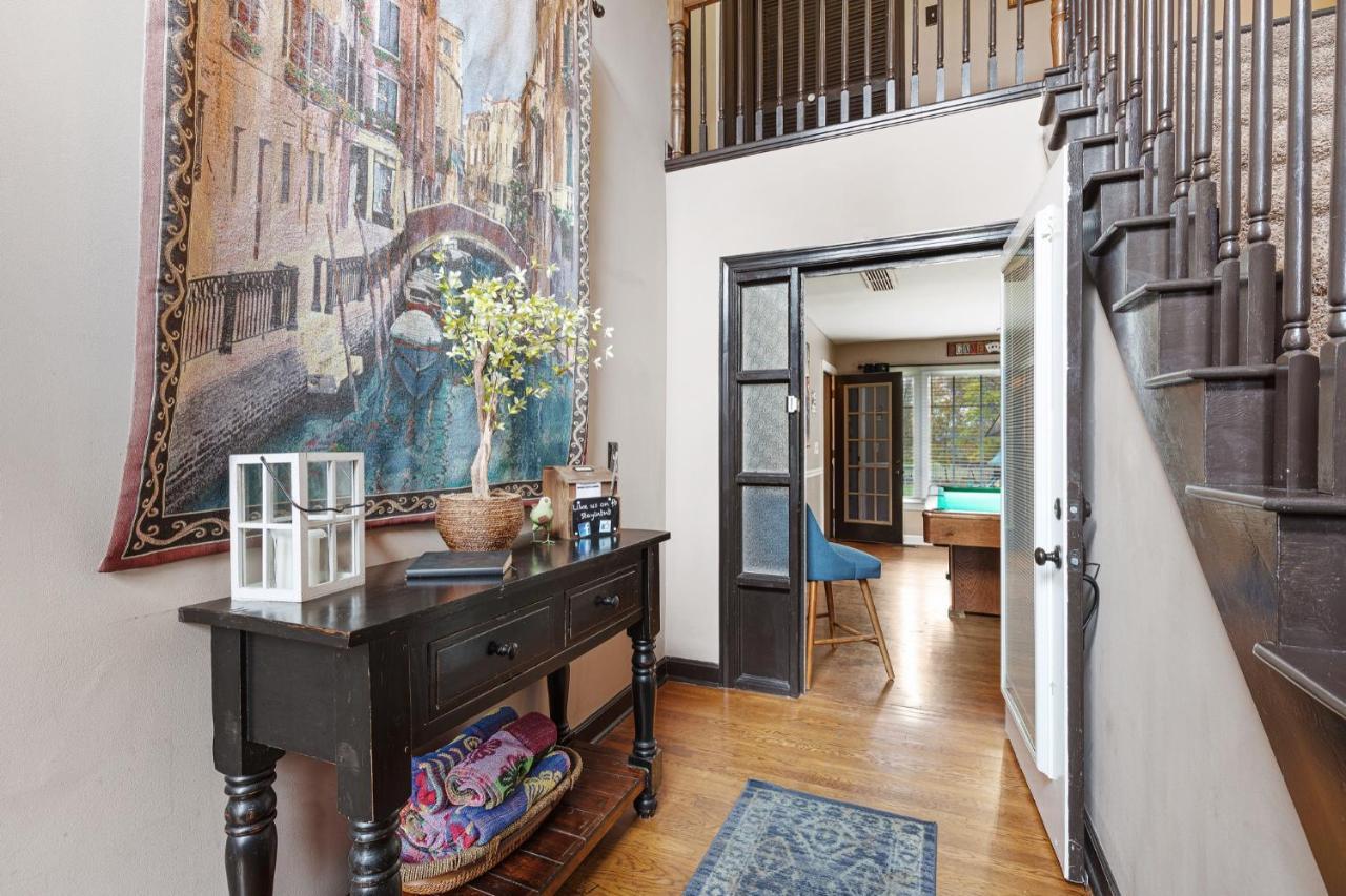 Apartment Brenda Lee History 2br Pool Hot Tub *