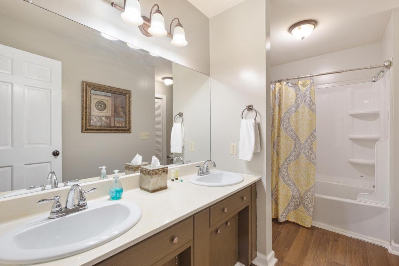 Brenda Lee History 2br Pool Hot Tub Apartment