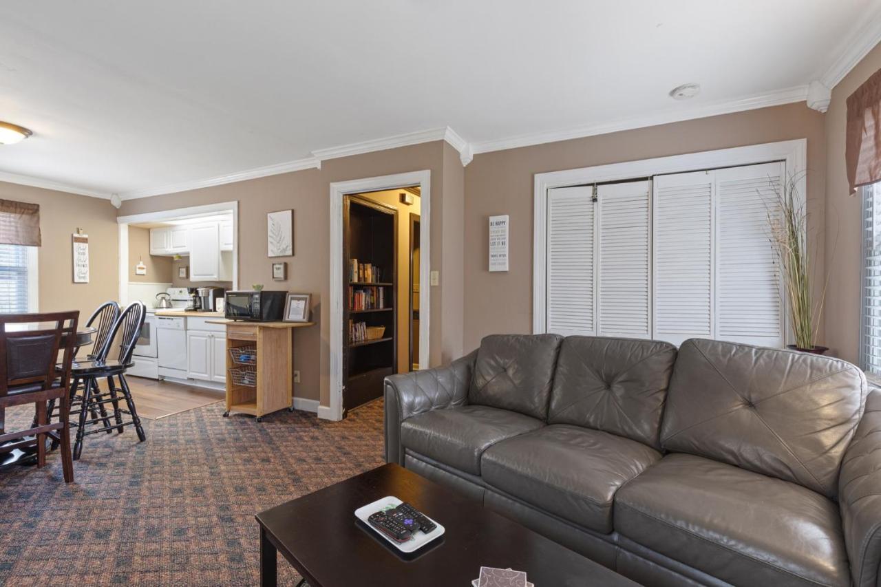 Brenda Lee History 2br Pool Hot Tub Apartment