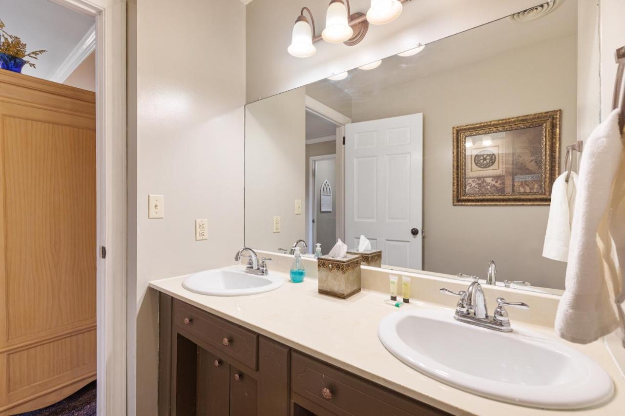 Brenda Lee History 2br Pool Hot Tub Apartment *