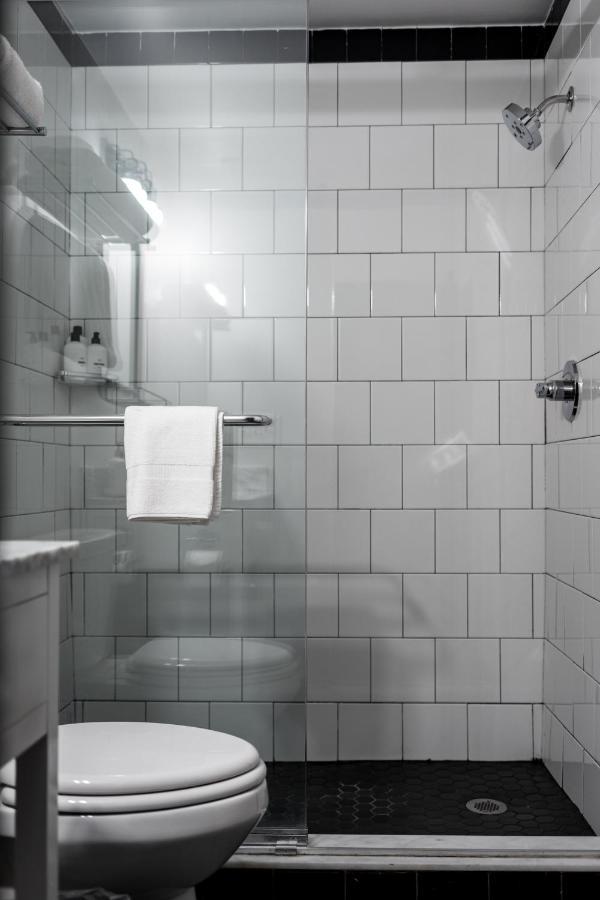 Sobro By Black Swan Apartment