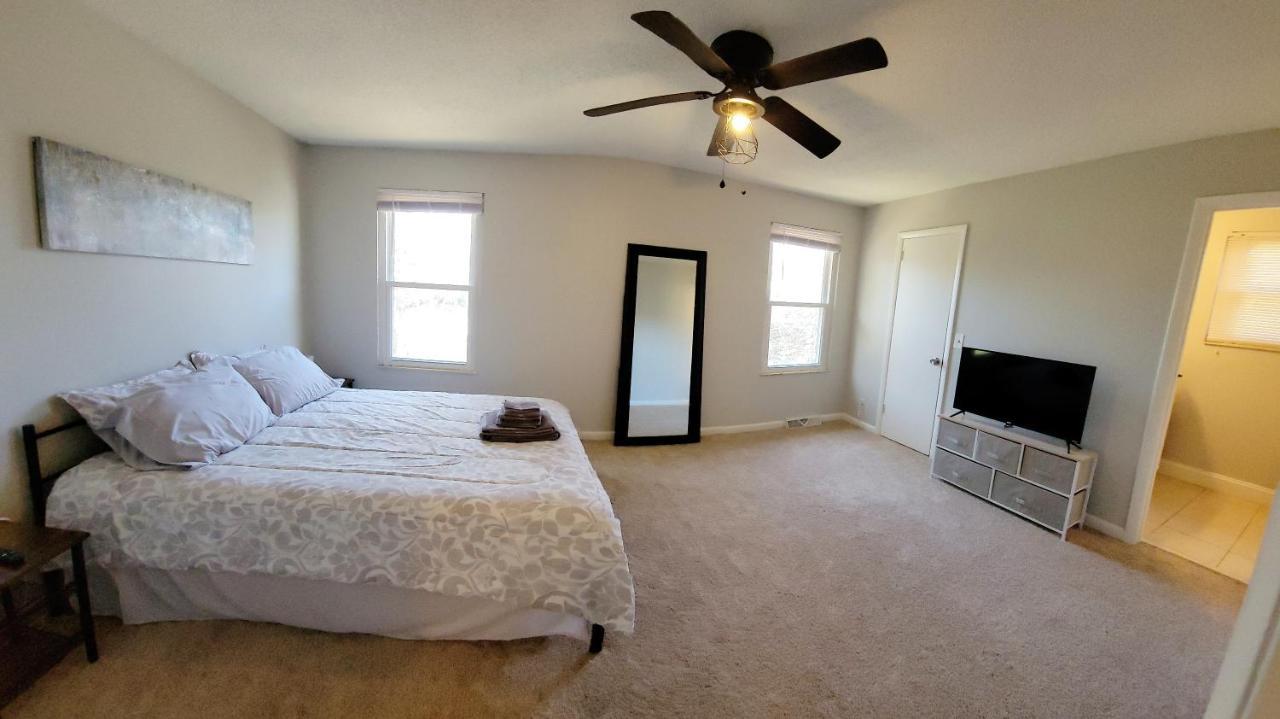 Cheerful 3 Bedroom Townhouse In Central