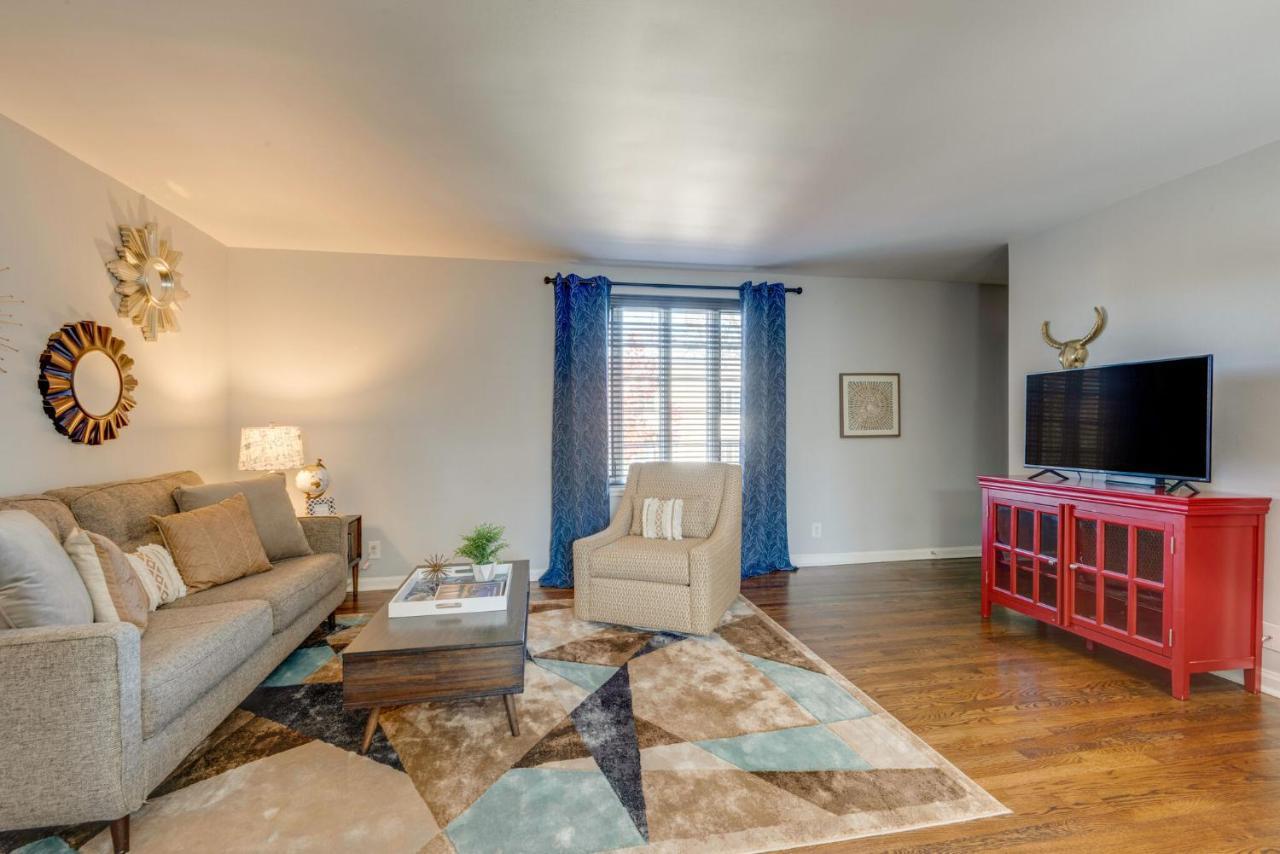2br By Vandy-walk To Dinning -208 Apartment