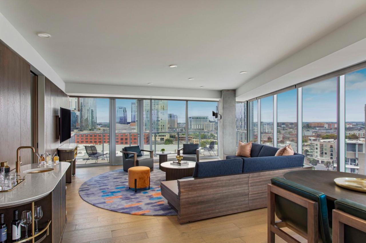 W Hotel 5*