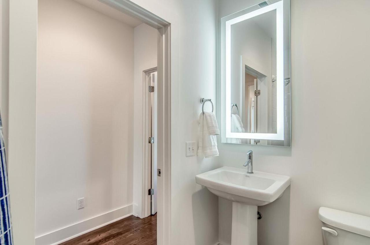 Holiday home 4 Connecting - Sleeps 32 To 36 - Firepits - Garages - Rooftops Decks - Great Views - Security