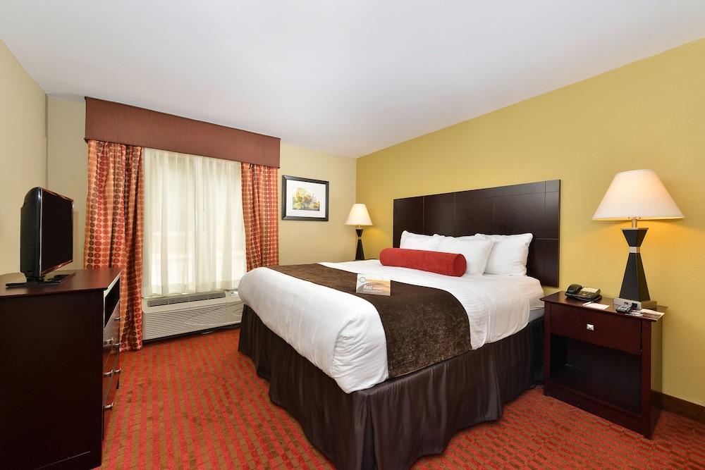 Quality Airport Hotel