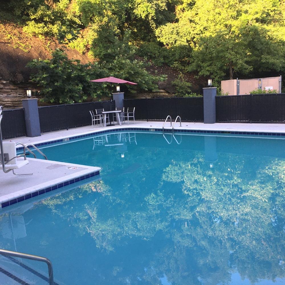 Comfort Airport - Bna Hotel Nashville