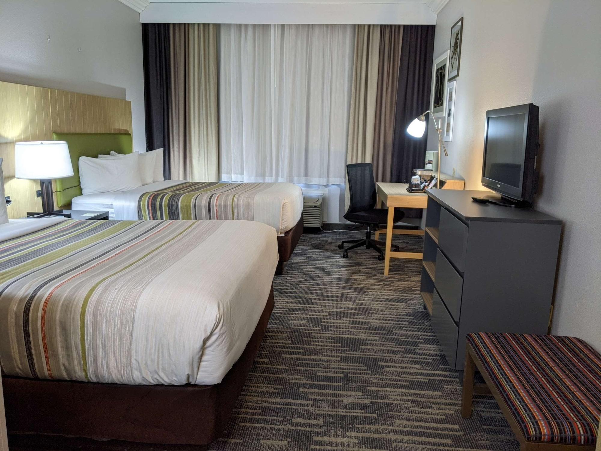 Country & By Radisson, Nashville, Tn