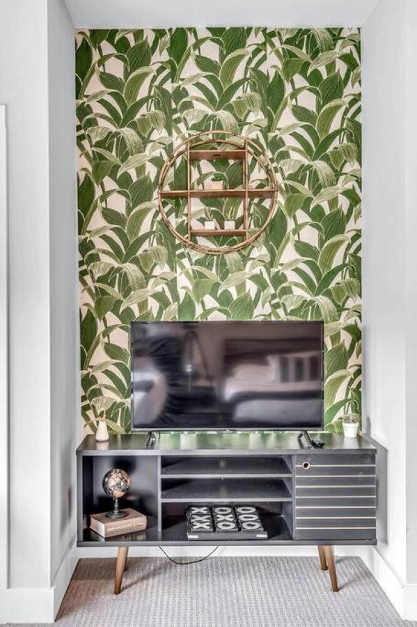 Big New And Modern With Skyline View Mural And Ping Pong *