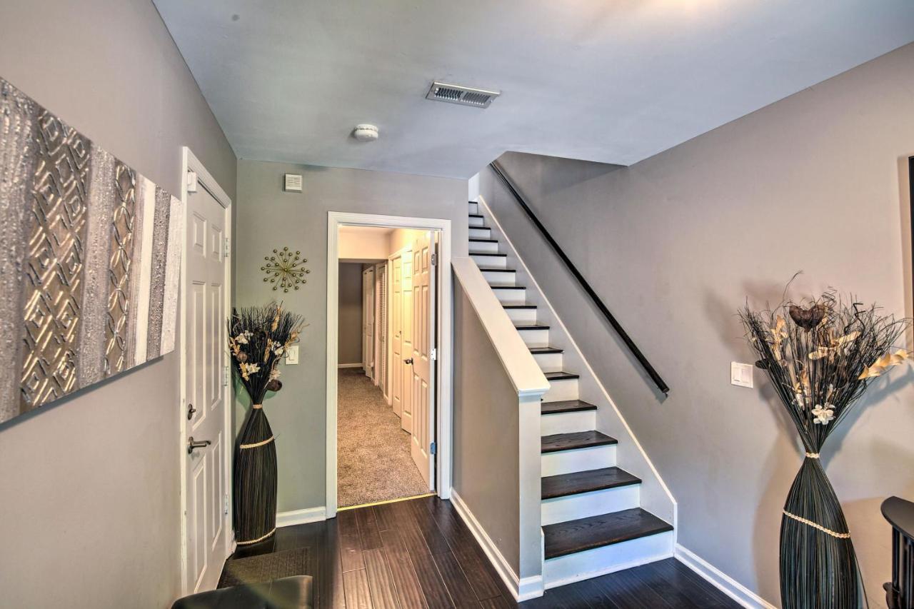 Spacious Nashville Townhome W\/ Private Deck & Yard Hotel Nashville