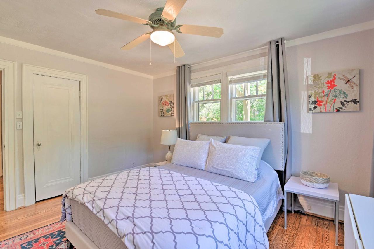 Spacious Retreat About 6 Miles To Broadway!