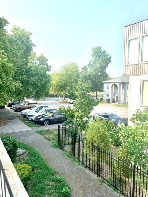 Classic 2-bedroom W/free Parking * Nashville