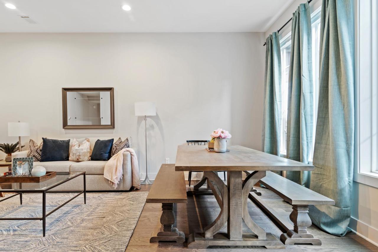 Holiday home 3 Bedroom Townhome In The Heart Of Nashville!