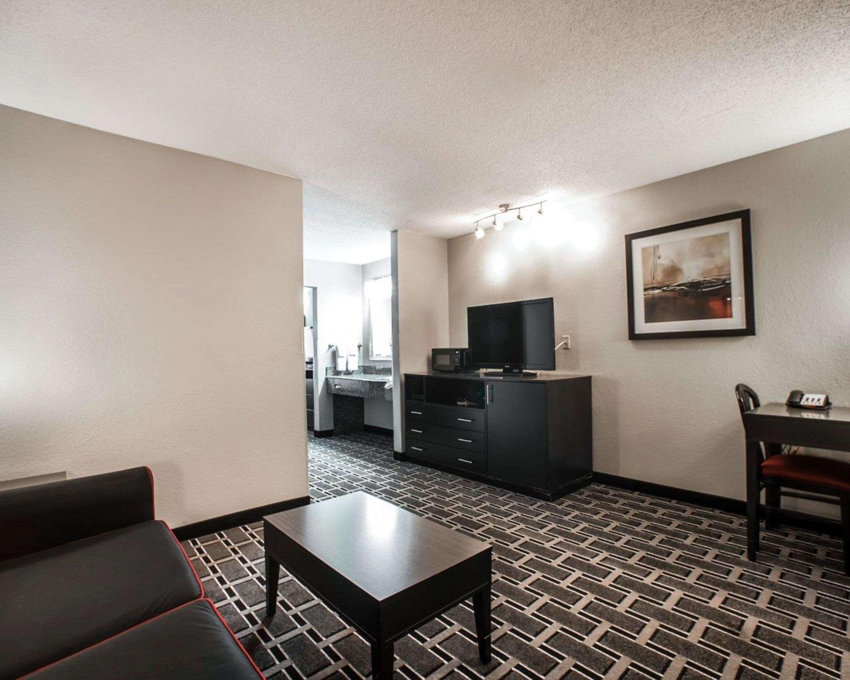 Comfort Airport - Bna Hotel 2*