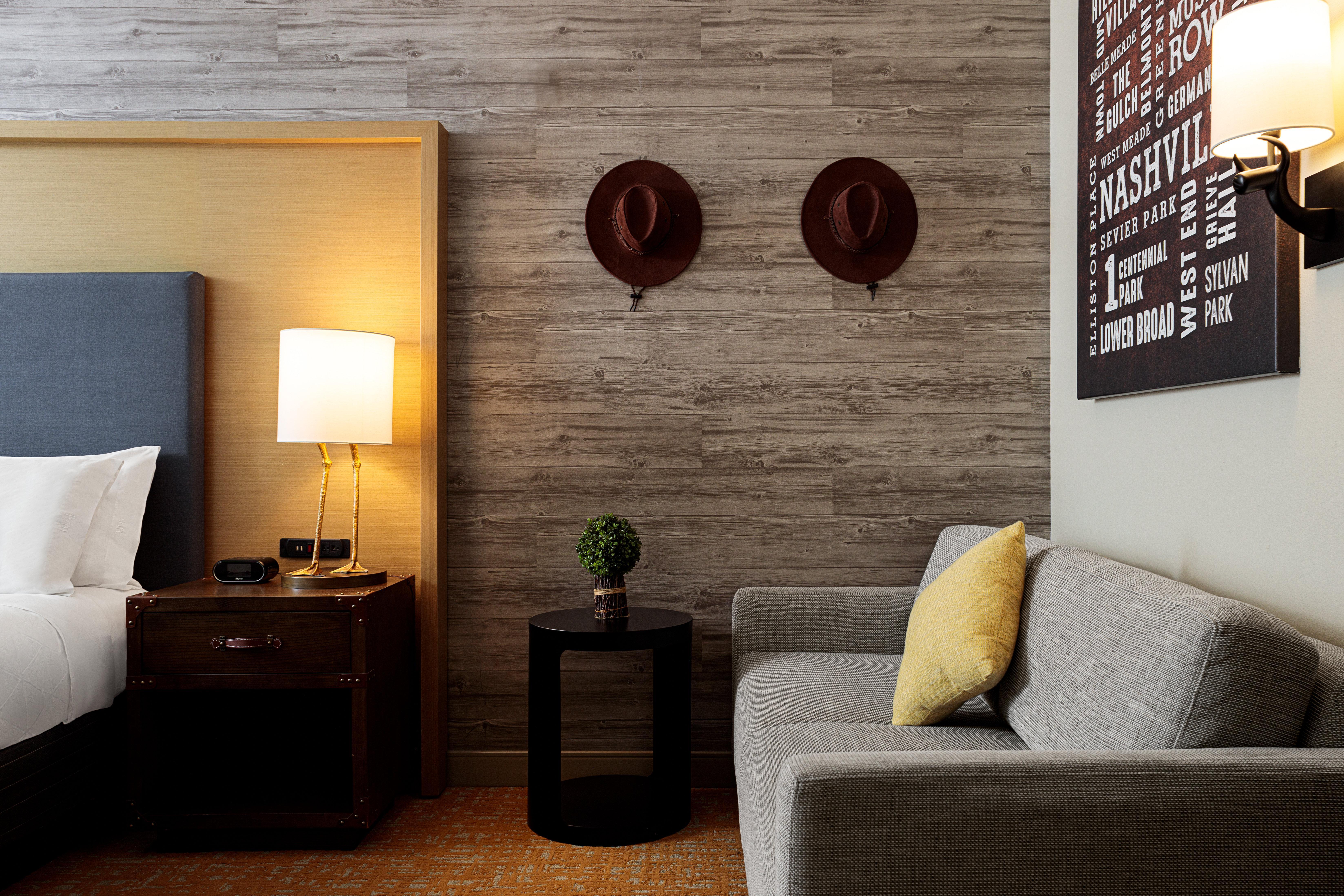 Holiday Inn & Suites Nashville Downtown - Broadway By Ihg Hotel Nashville