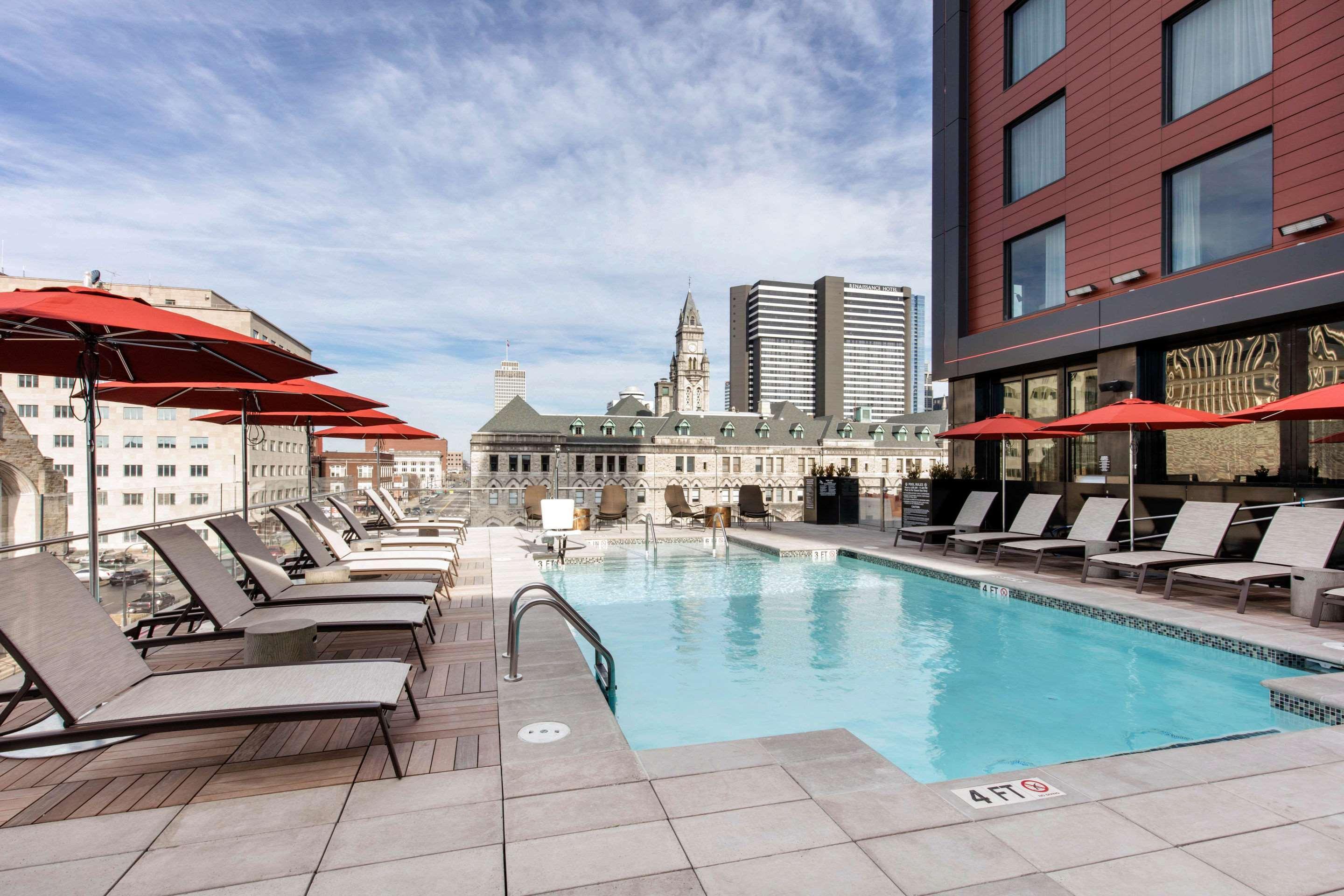 Hotel Cambria Downtown