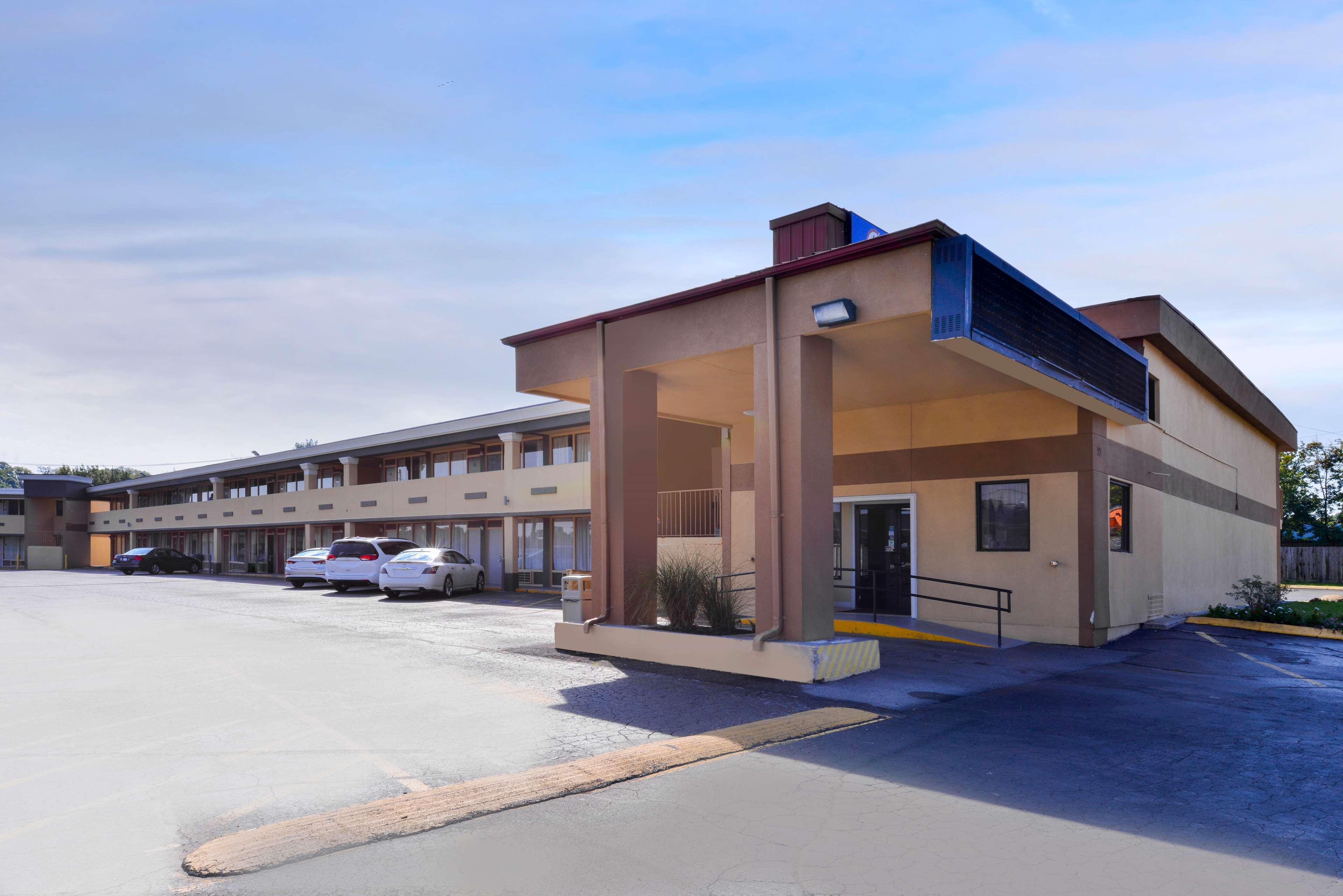 Americas Value Inn-nashville/airport South Hotel 2*
