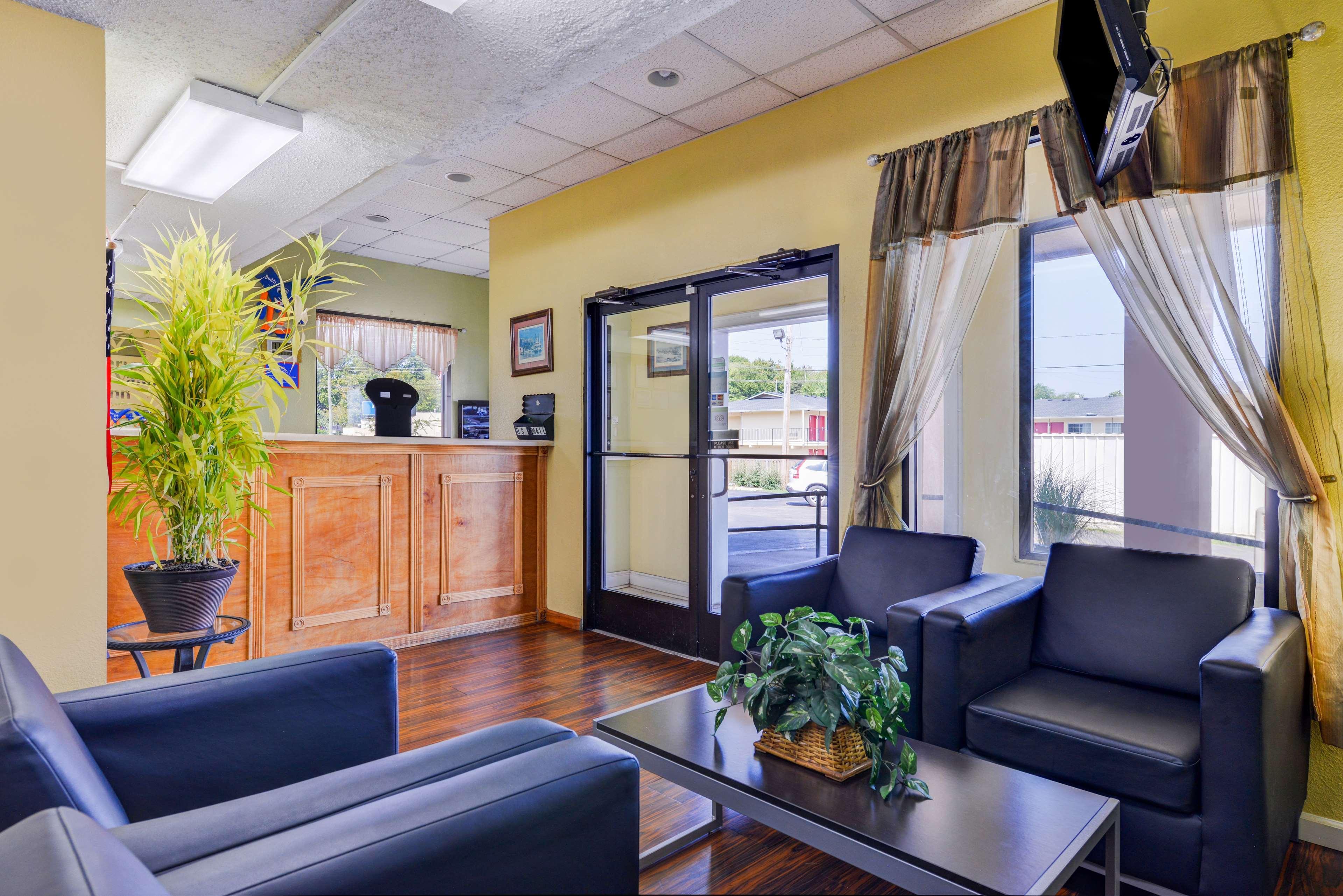 Hotel Americas Value Inn-nashville/airport South Nashville