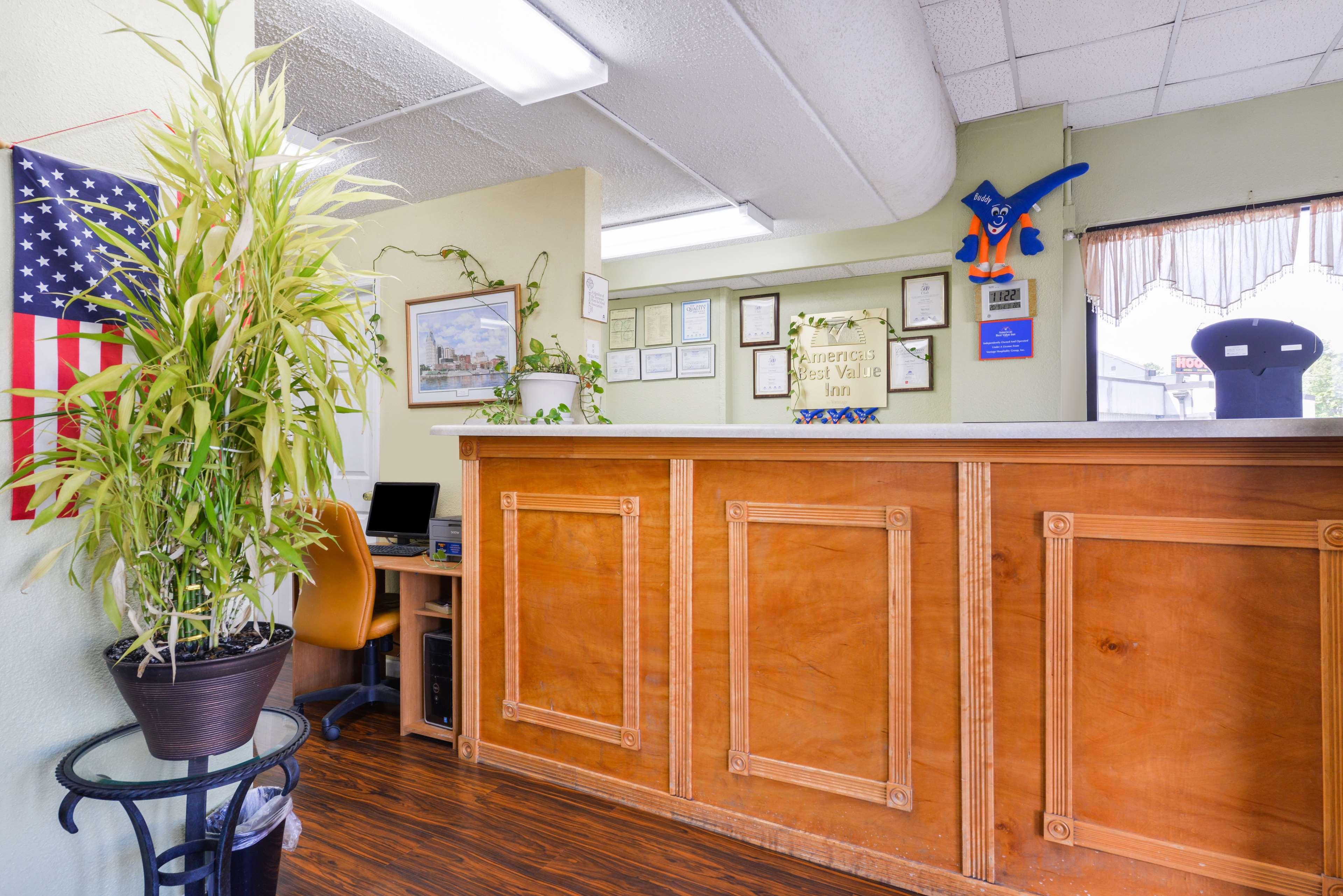 Americas Value Inn-nashville/airport South Hotel 2*