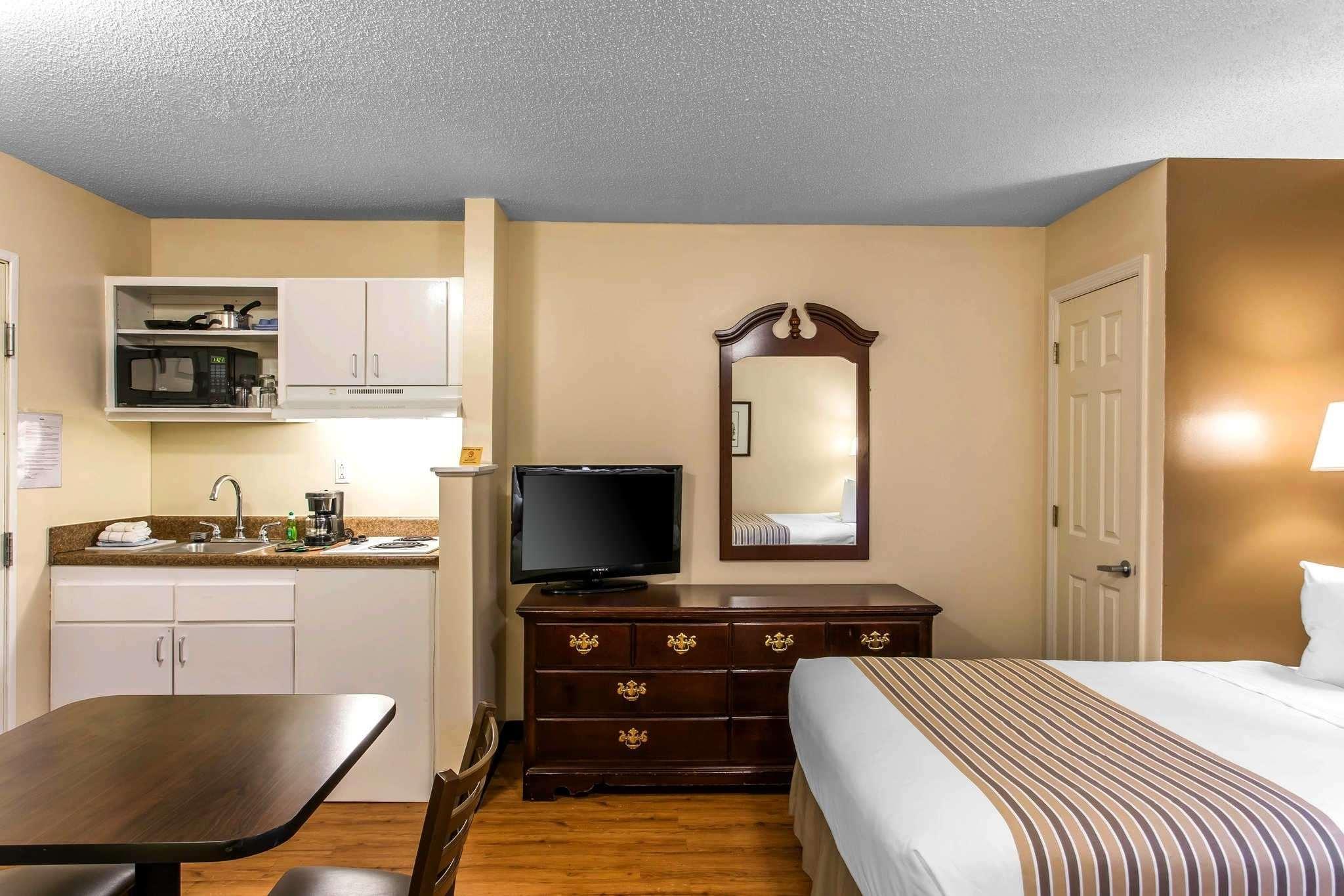 Suburban Extended Hermitage Hotel