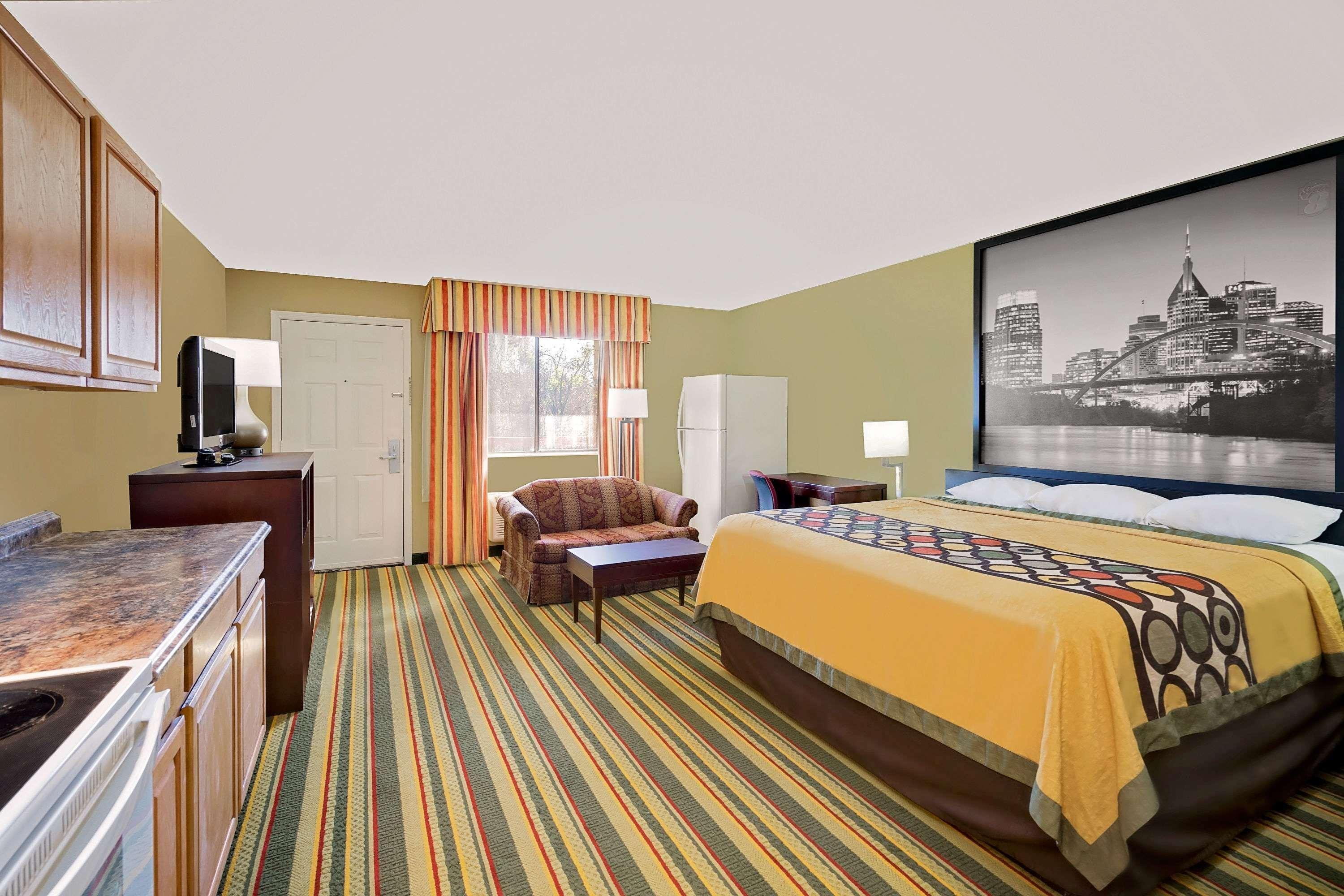 Super 8 By Wyndham Hermitage Motel Nashville