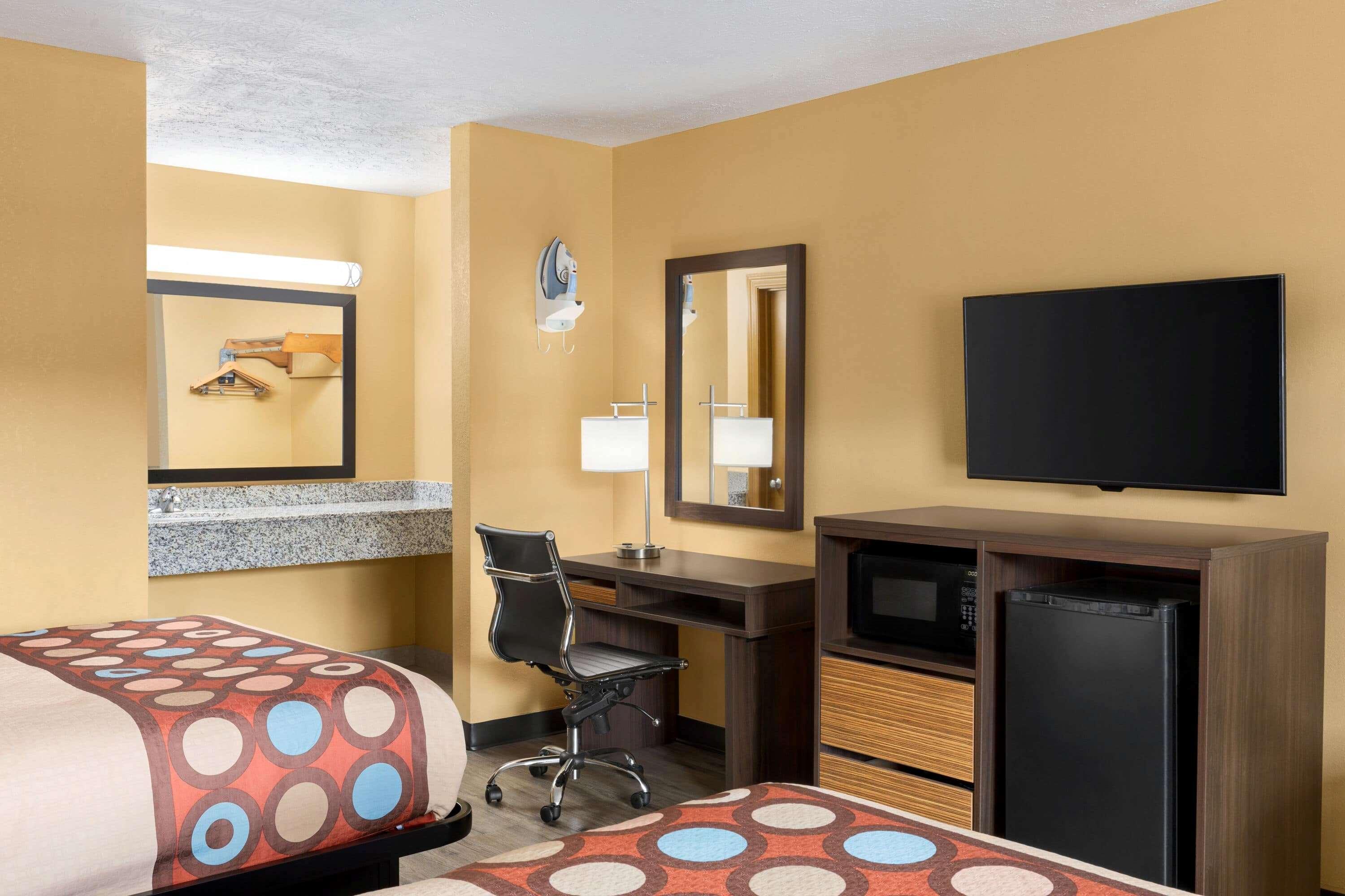Hotel Super 8 By Wyndham Whites Creek/ Nw Area 2*