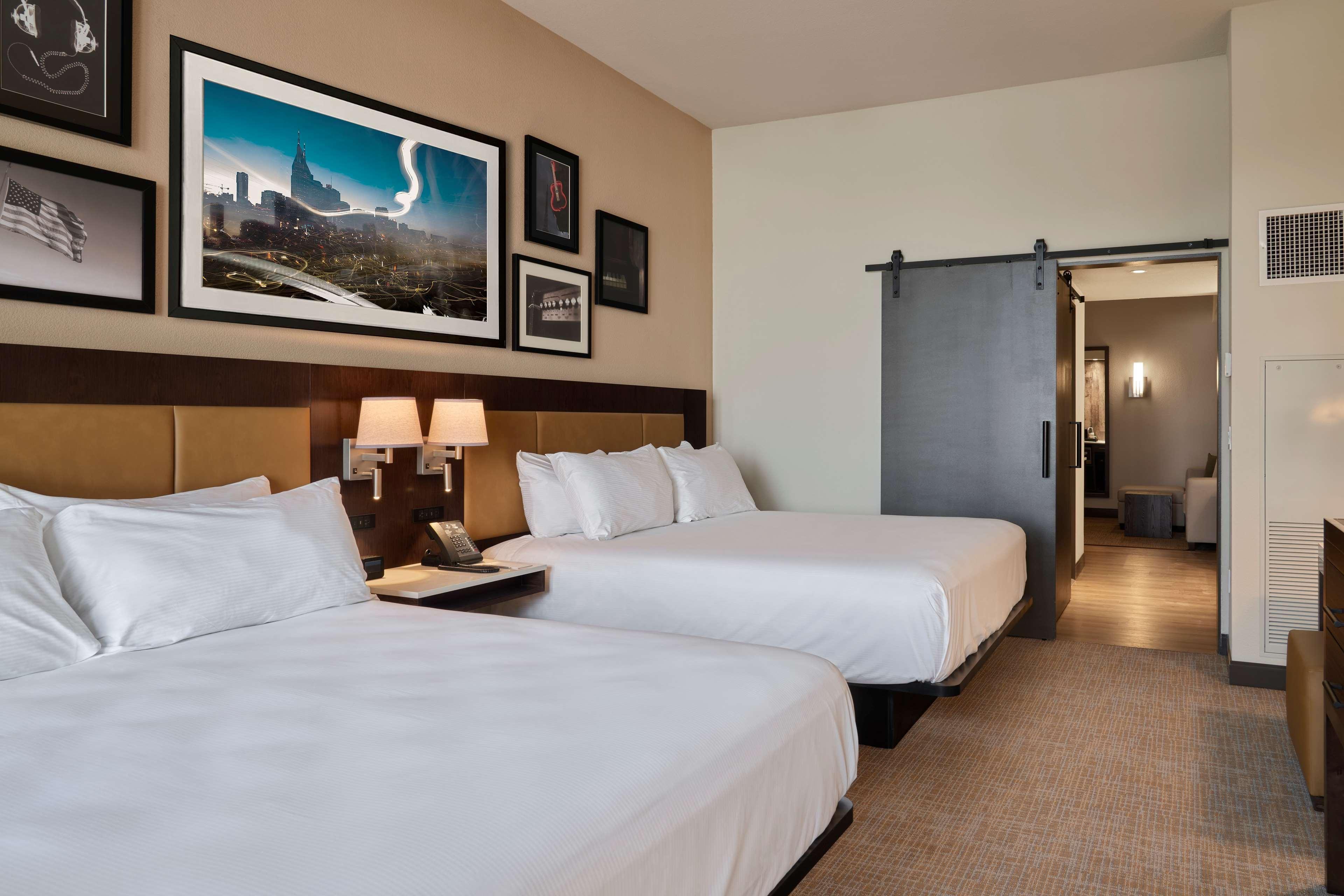 Embassy By Hilton Downtown 3* Nashville