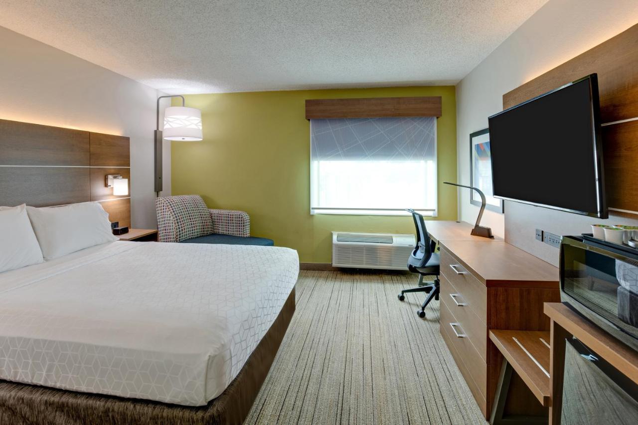 Holiday Express W-i40 By Ihg Nashville