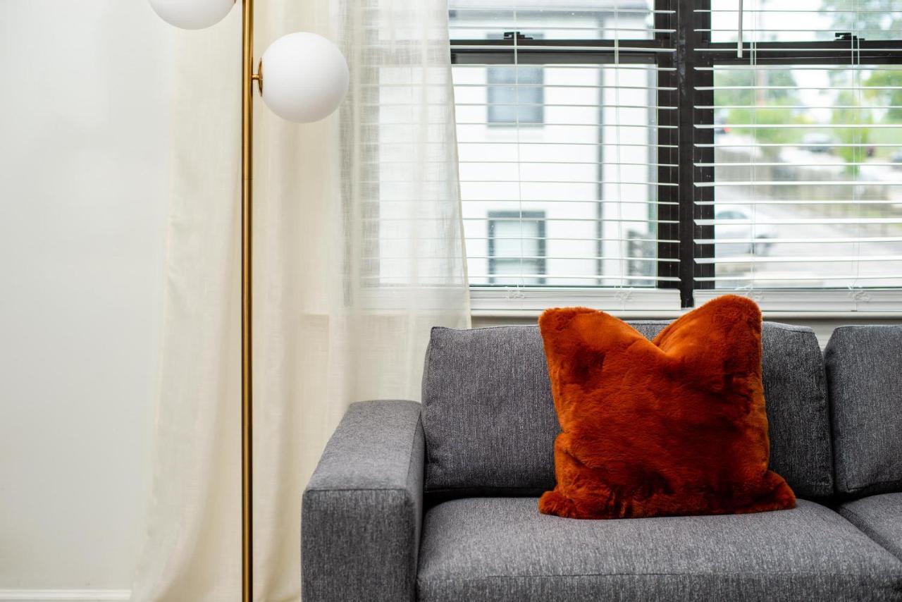 Abode - Marathon Village Near Downtown Apartment *