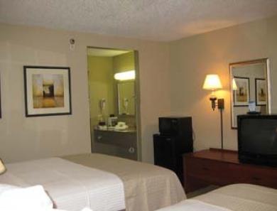 Holiday Express W-i40 By Ihg 3*