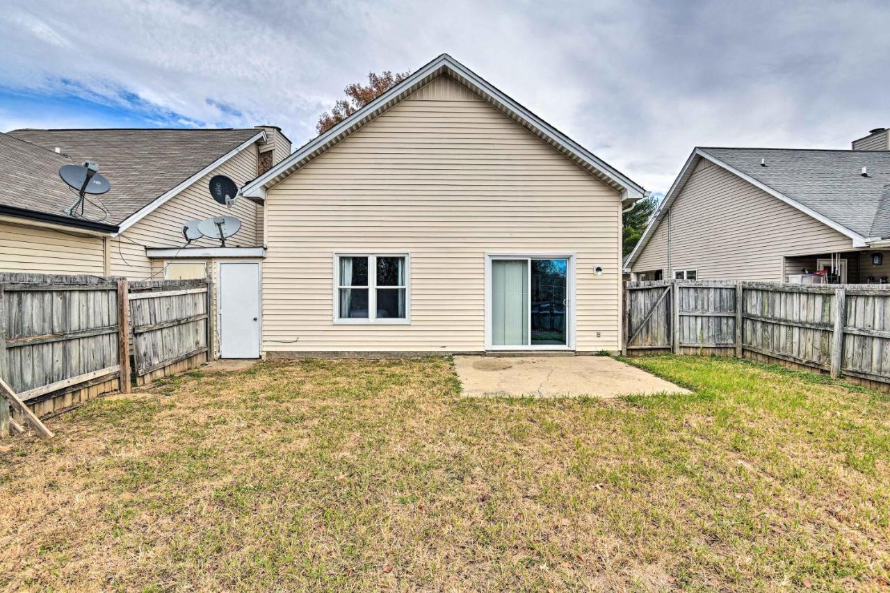 Cozy With Yard About 12 Mi To Dtwn Nashville! Nashville