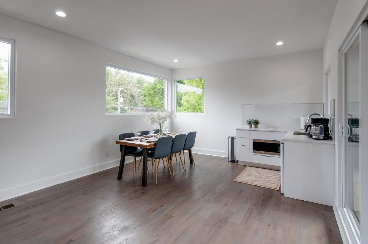 Luxurious W/roof - 2 Miles From Broadway! Hotel *