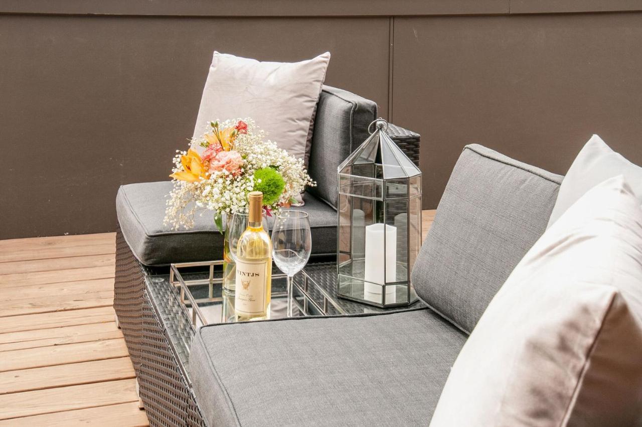 Luxurious W/roof - 2 Miles From Broadway! Hotel *