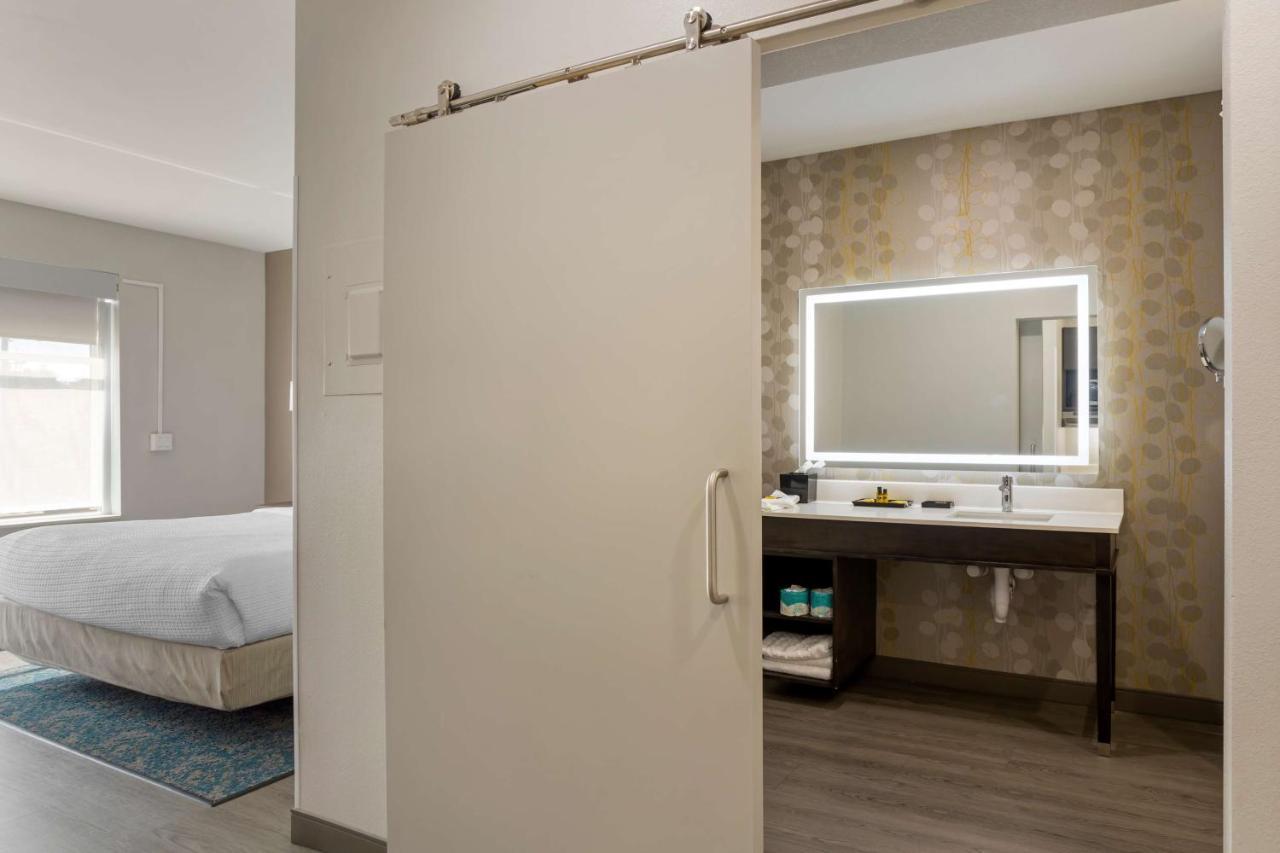 Western Executive Residency Antioch Hotel