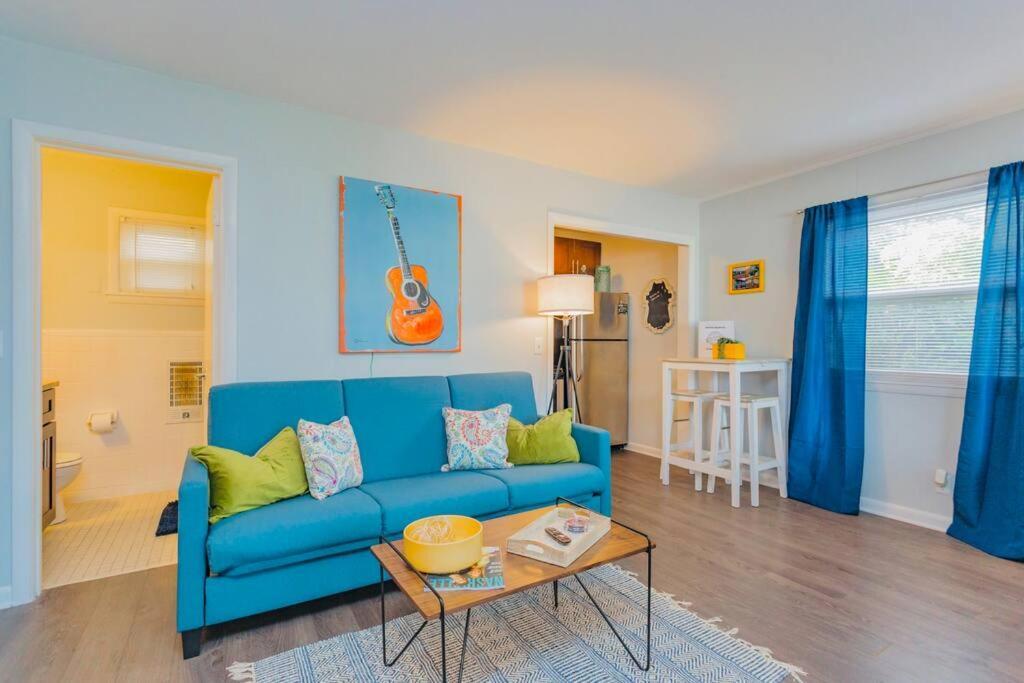 Hillview Studio - Seasonal Pool Holiday home Nashville
