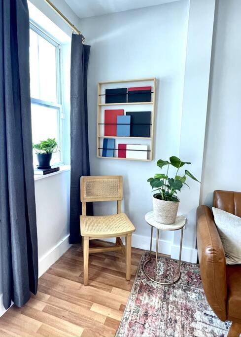 City Skyline Views In A Great Neighborhood Nashville