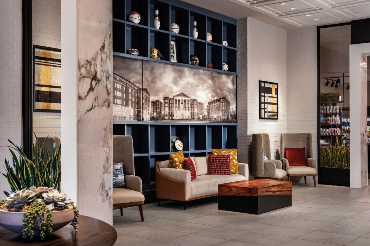 Marriott At Vanderbilt University Hotel