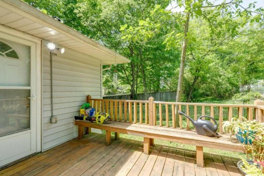 Green 25 Min From Downtown Apartment *