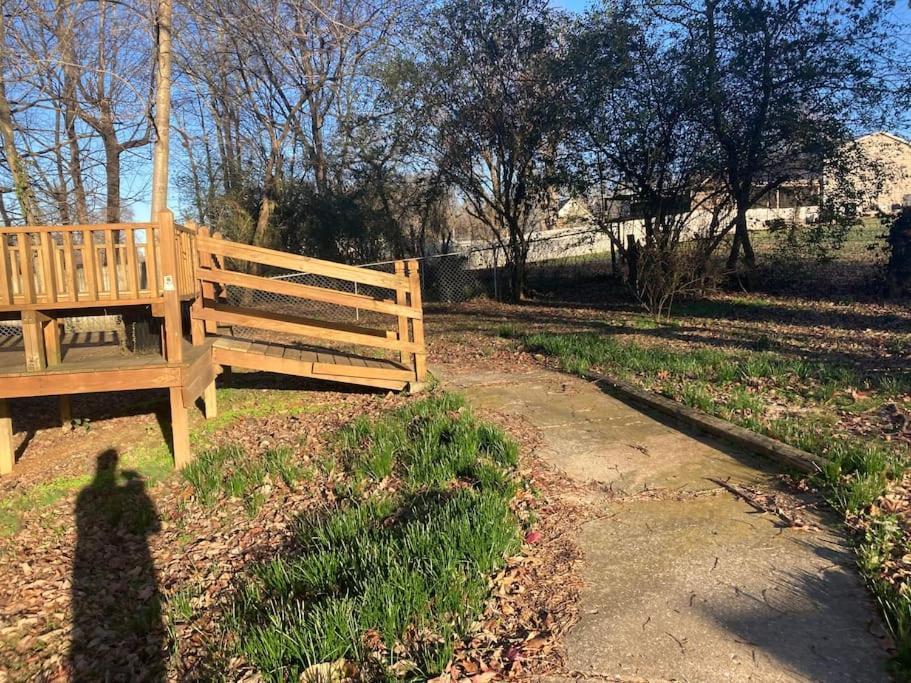 Green 25 Min From Downtown Nashville