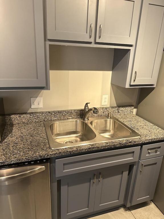 Apartment 2 Bedroom Loft 10 Min From Downtown Nashville